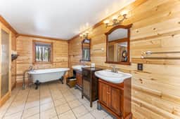 Bua Northwood Chalet